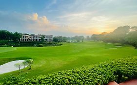 Beautiful Apartments At Tarudhan Valley Golf Resort, Manesar